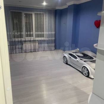 Продается 1-комнатная квартира, 54 м²