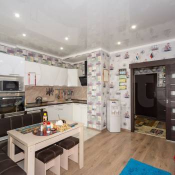 Продается 1-комнатная квартира, 38 м²