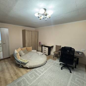 Продается 1-комнатная квартира, 33,8 м²