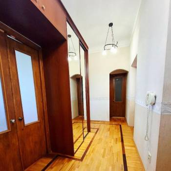 Продается Многокомнатная квартира, 95 м²