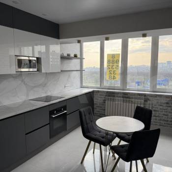 Продается 1-комнатная квартира, 49 м²