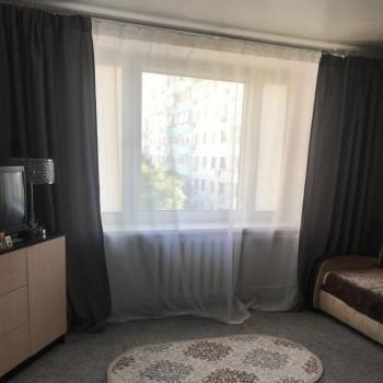 Продается 1-комнатная квартира, 37 м²