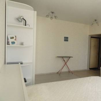 Продается 1-комнатная квартира, 38 м²