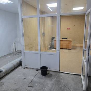 Сдается Нежилое помещение, 217 м²