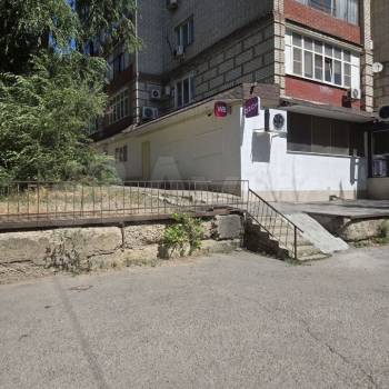 Сдается Нежилое помещение, 217 м²