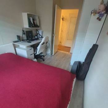 Продается 3-х комнатная квартира, 58 м²