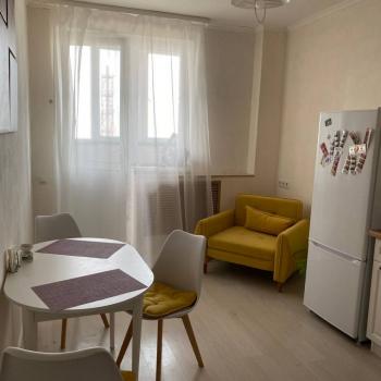 Сдается 1-комнатная квартира, 47 м²