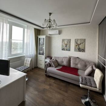 Продается 1-комнатная квартира, 51 м²