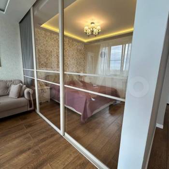 Продается 1-комнатная квартира, 51 м²