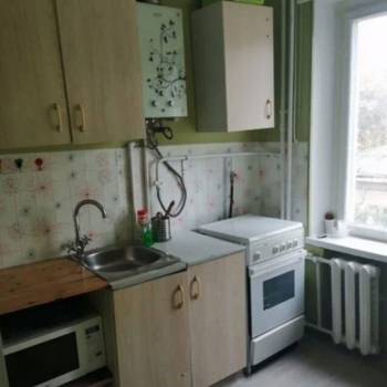 Продается 1-комнатная квартира, 32 м²