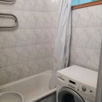 Продается 1-комнатная квартира, 32 м²