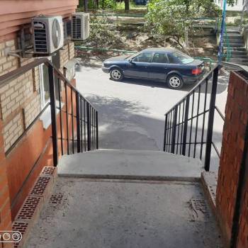 Продается 1-комнатная квартира, 36 м²