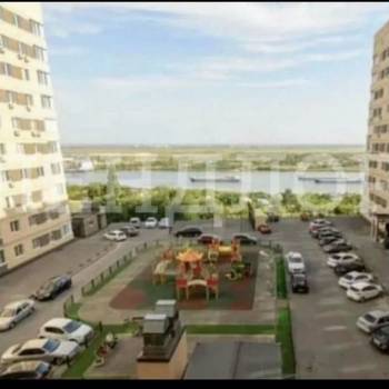 Продается 3-х комнатная квартира, 105 м²