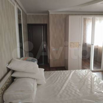 Продается 2-х комнатная квартира, 117 м²