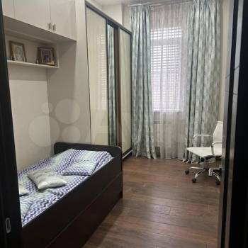 Продается Многокомнатная квартира, 113 м²