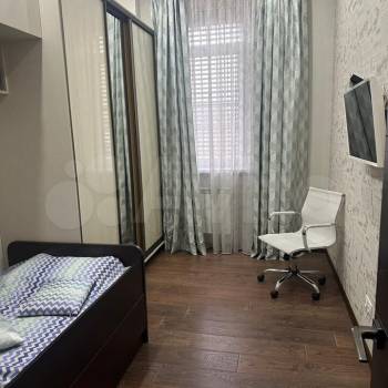 Продается Многокомнатная квартира, 113 м²