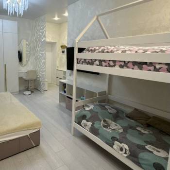 Продается 1-комнатная квартира, 37 м²