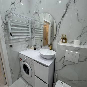 Продается 1-комнатная квартира, 37 м²