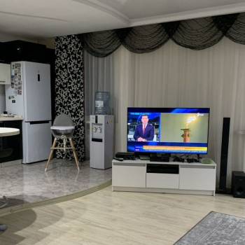 Продается Многокомнатная квартира, 102 м²