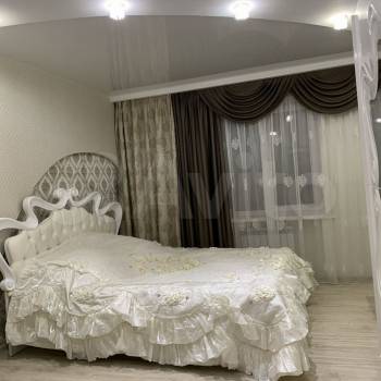 Продается Многокомнатная квартира, 102 м²