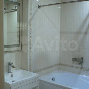 Продается 1-комнатная квартира, 42,7 м²