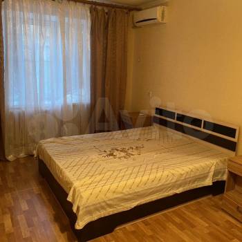 Продается 1-комнатная квартира, 39,9 м²