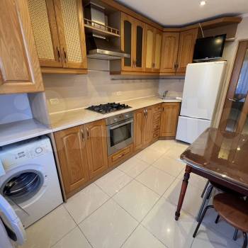 Сдается Многокомнатная квартира, 75 м²