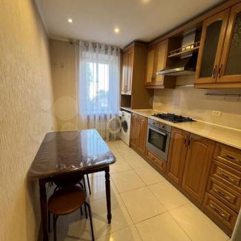 Сдается Многокомнатная квартира, 75 м²