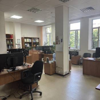 Продается Нежилое помещение, 2262 м²