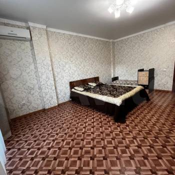 Продается 1-комнатная квартира, 53,3 м²