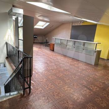 Продается Нежилое помещение, 178 м²