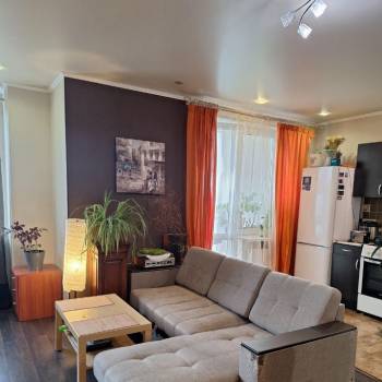 Продается 1-комнатная квартира, 43,6 м²