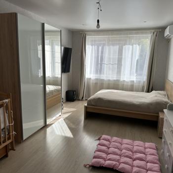 Продается 2-х комнатная квартира, 57 м²