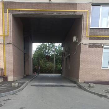 Продается 1-комнатная квартира, 40 м²