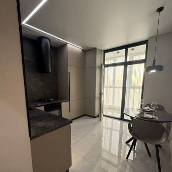 Продается 1-комнатная квартира, 40 м²