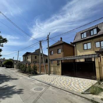 Продается Дом, 298 м²