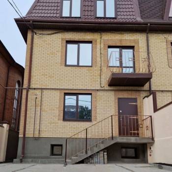 Продается Дом, 298 м²