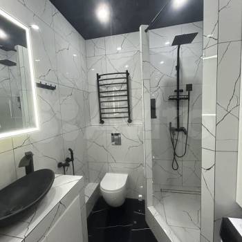 Сдается 2-х комнатная квартира, 65 м²