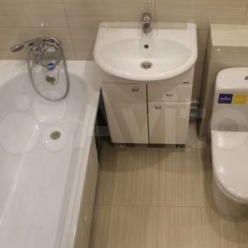 Продается 1-комнатная квартира, 37 м²