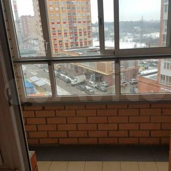 Продается 1-комнатная квартира, 37 м²