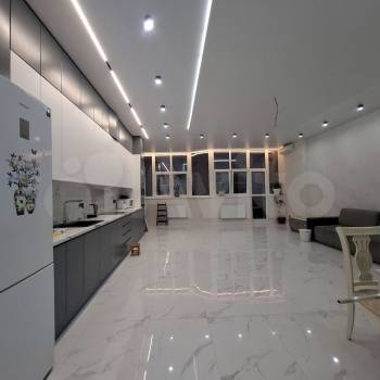 Продается 3-х комнатная квартира, 140 м²