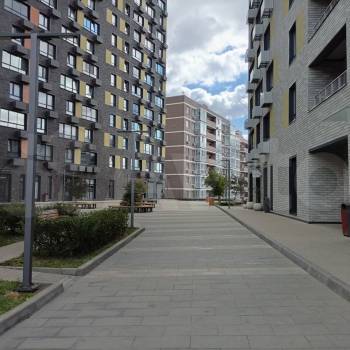 Продается 1-комнатная квартира, 42 м²