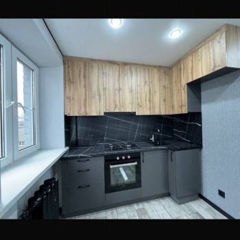 Продается 1-комнатная квартира, 37 м²