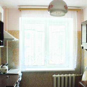 Продается 1-комнатная квартира, 42 м²
