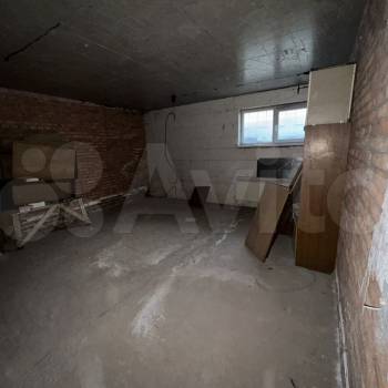 Продается 1-комнатная квартира, 58 м²