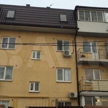 Продается 1-комнатная квартира, 58 м²