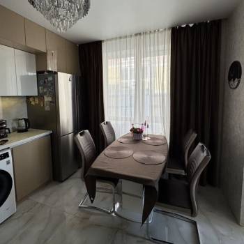 Продается 2-х комнатная квартира, 57 м²