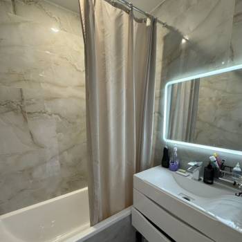 Продается 2-х комнатная квартира, 57 м²