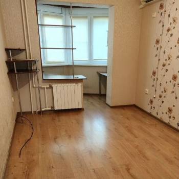 Продается Многокомнатная квартира, 82,7 м²