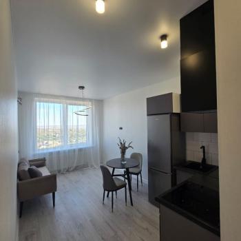 Продается 1-комнатная квартира, 38 м²